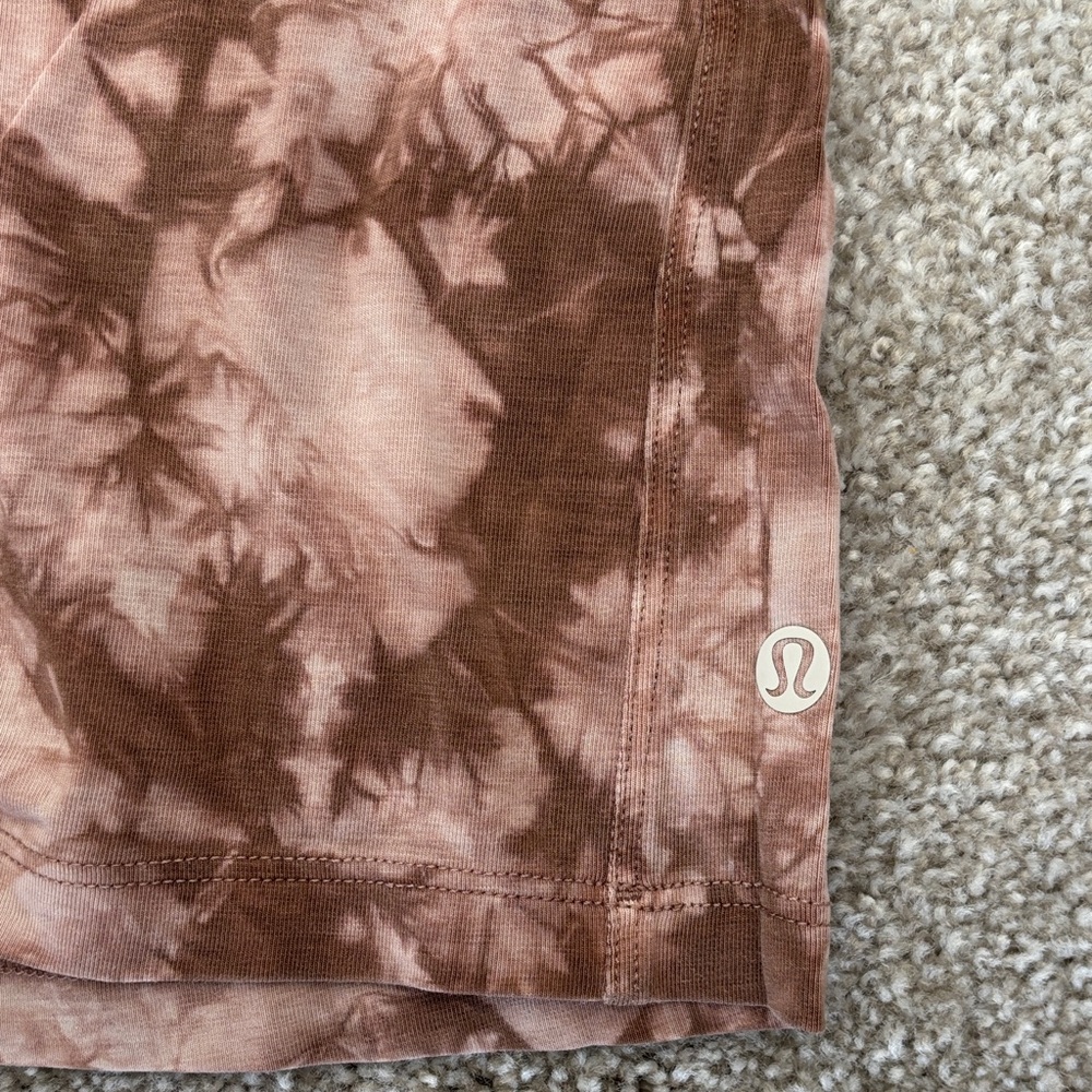 Lululemon Brown and Pink Tie-Dye Work-Out T-Shirt - Picture 2 of 2